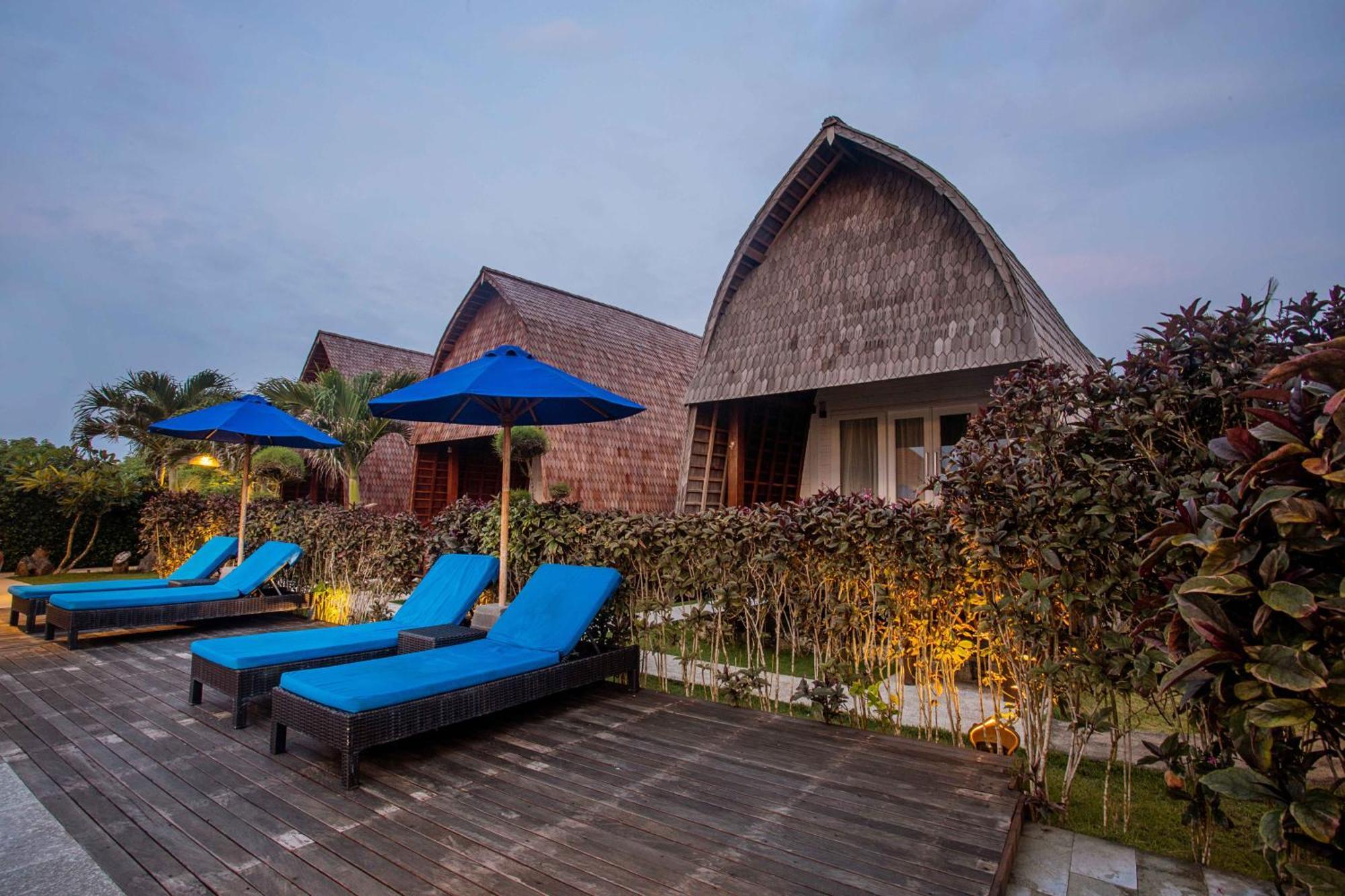 Water Blow Huts Nusa Lembongan Eksteriør bilde